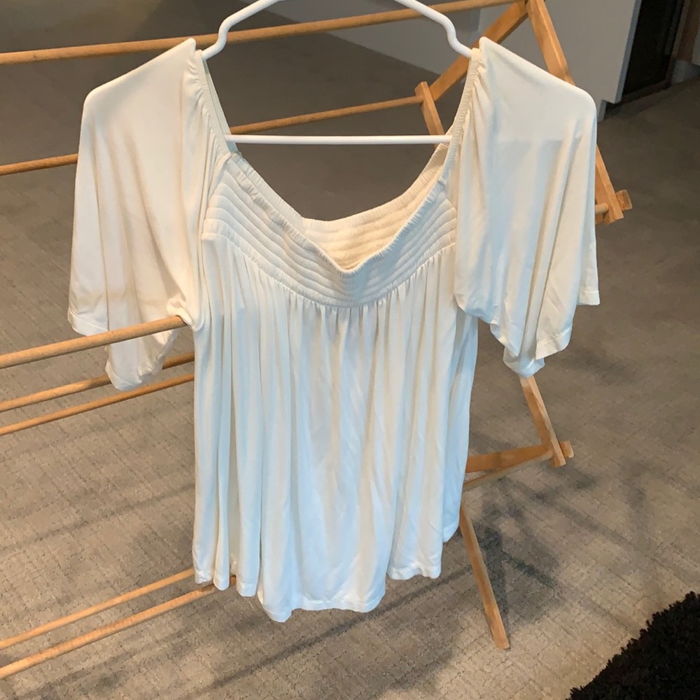 American Eagle Womens M off-white blouse, off the shoulder with back cut out